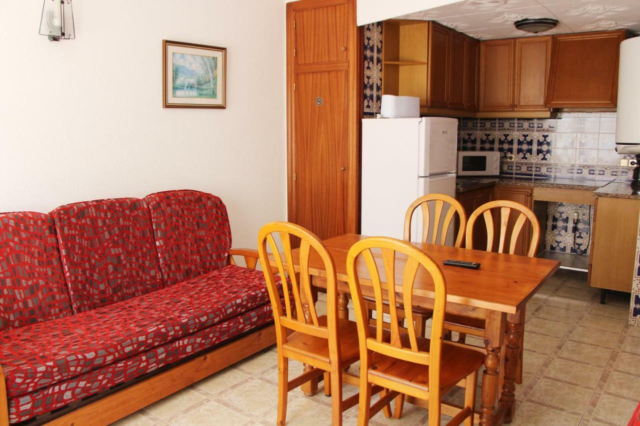 Apartamentos Las Americas - Blanes Beach Chambre photo